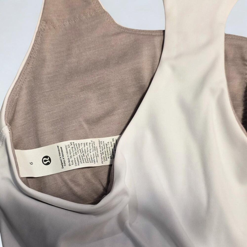 Lululemon Lightweight Linerless Tennis Dress Size 6 White Shelf Bra Discontinued - Picture 3 of 5